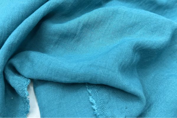 Плательная ткань Аделина жатка Изумруд